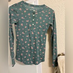 AMERICAN EAGLE LONG SLEEVE